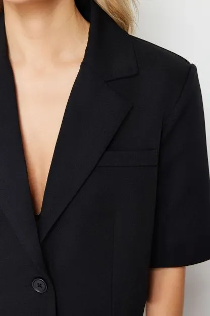 Cropped Single Breasted Blazer