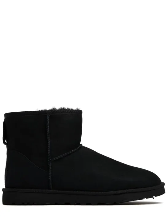 Ugg   10mm Classic Mini shearling boots 