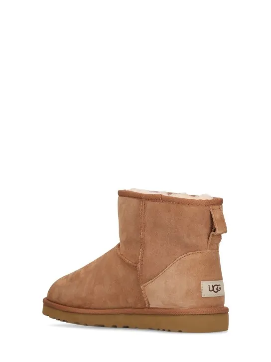 Ugg   10mm Classic Mini shearling boots 