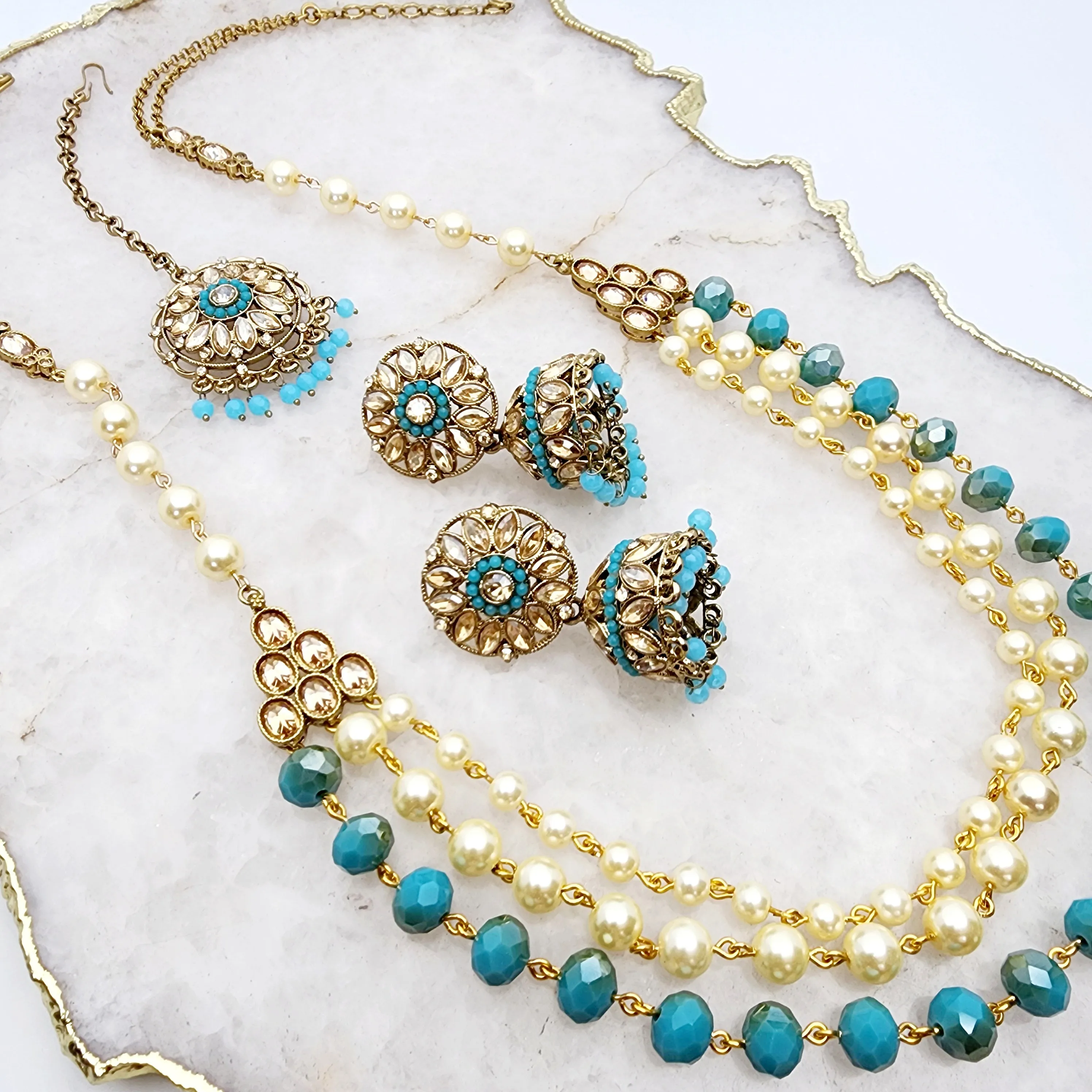 Vishna Necklace Set